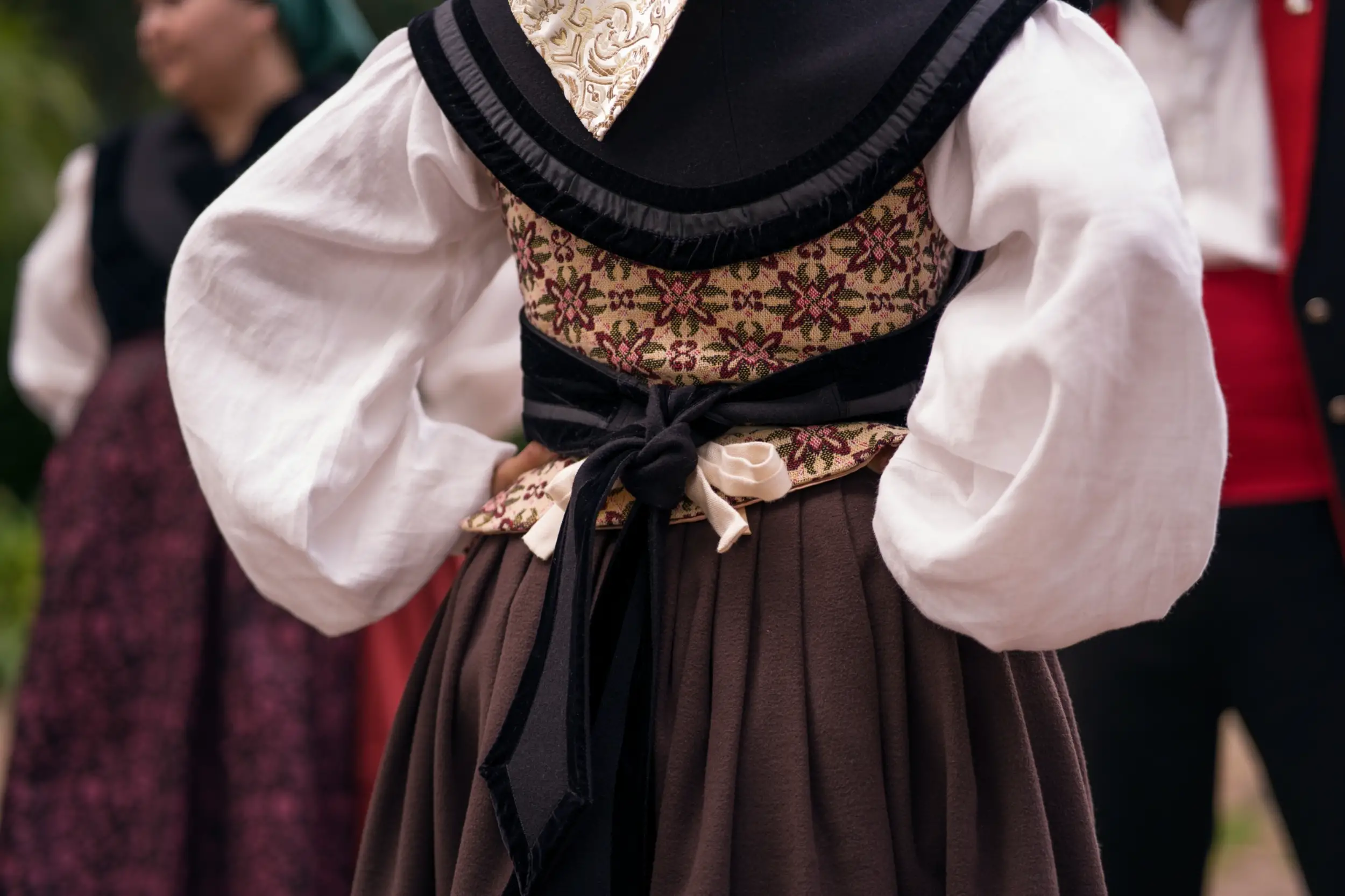 costumes arlésiens stefi couture avignon