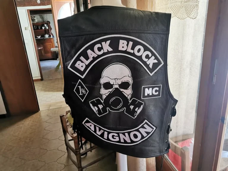 black block stefi couture